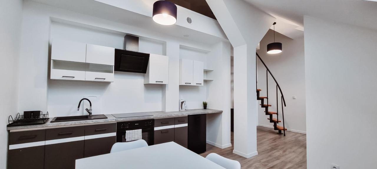 Sunny Apartment 8 คราคูฟ ภายนอก รูปภาพ